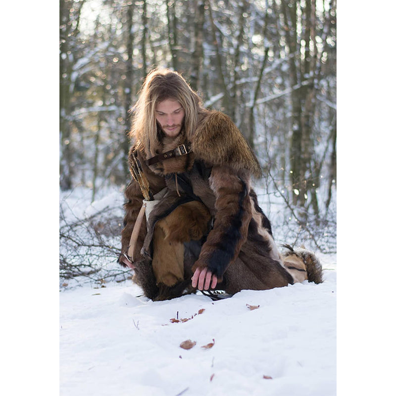 Men Medieval Faux Fur One Shoulder Wrap Armor Renaissance Half Shoulder Cape With Leather Harness Costume Accessories For Halloween Party