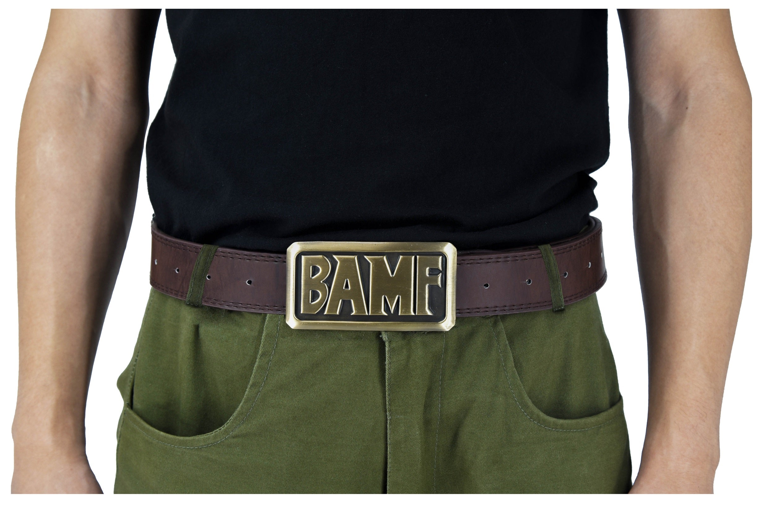 Ceinture cosplay marron ajustable avec boucle en bronze